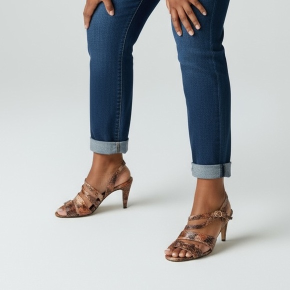 J.Renee Luxe snakeskin heels - Picture 1 of 6